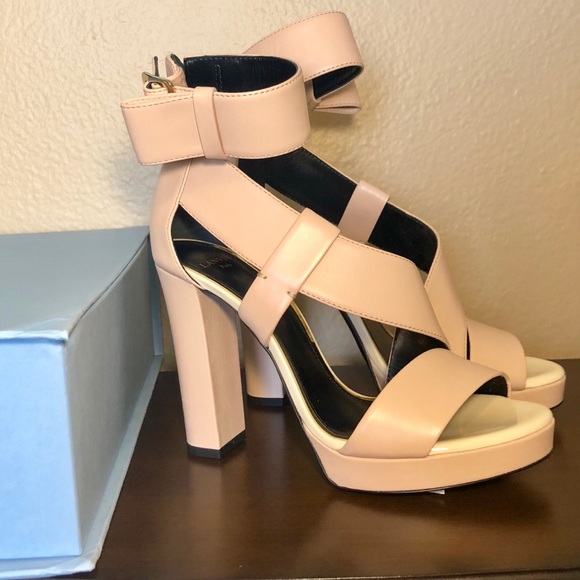 Lanvin Platform Sandals - Picture 3 of 7